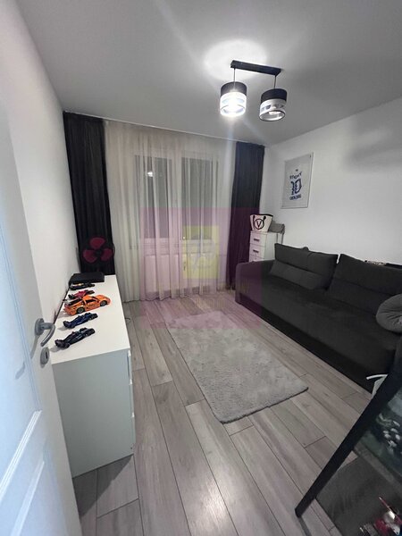 Apartament 3 camere decomandat, ultrafinisat, mobilat, et.5/9, Titan